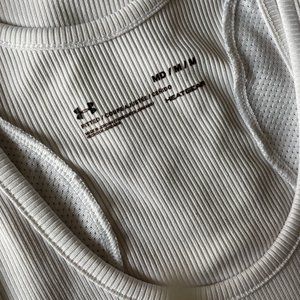 Under Armour White Fitted Tank, Size M